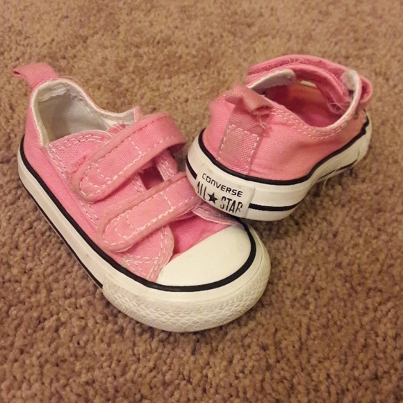 converse infant size 4 velcro